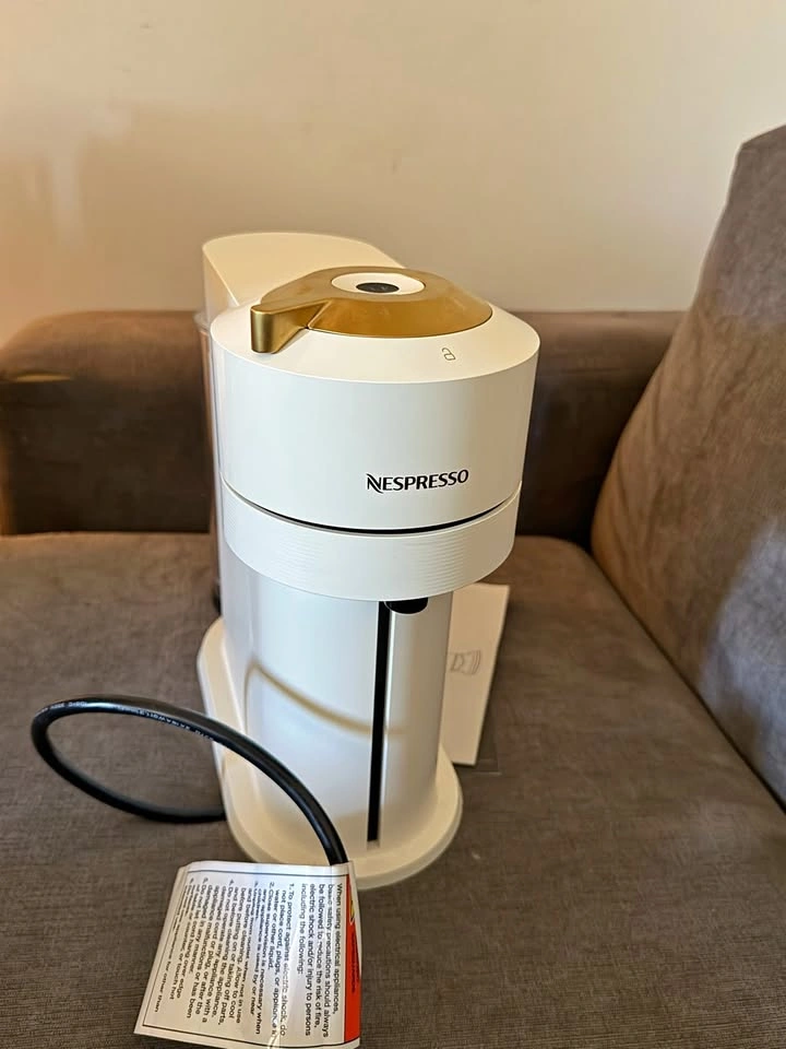 Nespresso Vertuo Next Coffee machine