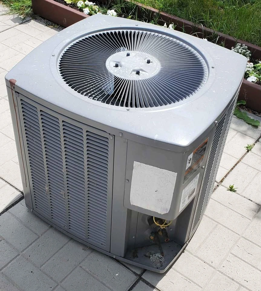 Armstrong Air Conditioner - photo 4