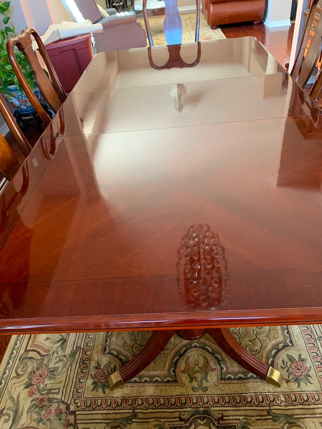Dining table and 6 chairs with hutch - photo 3
