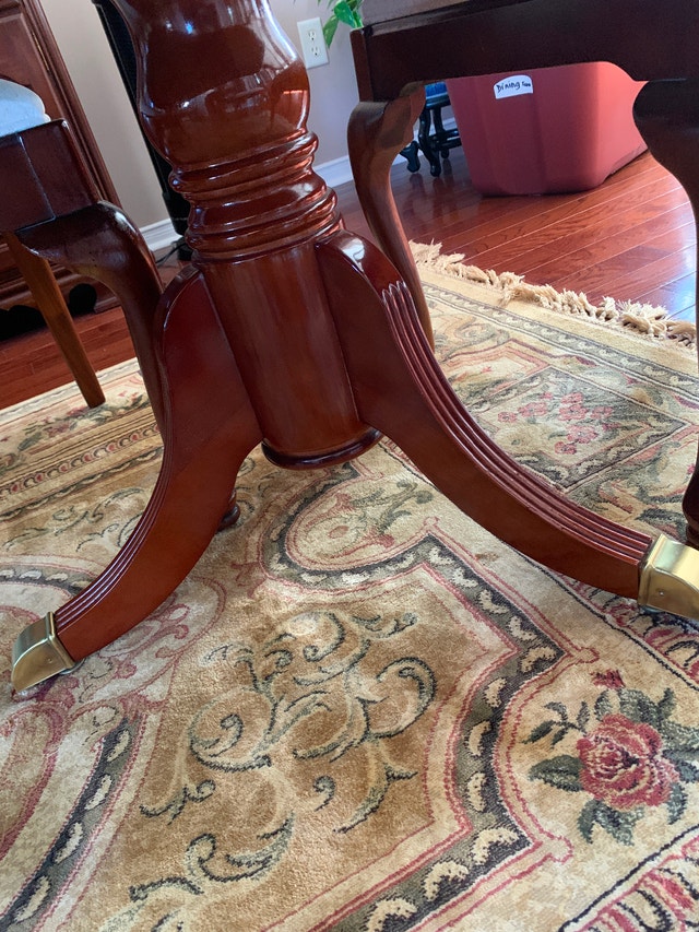 Dining table and 6 chairs with hutch - photo 4