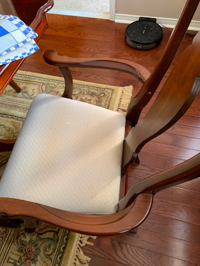 Dining table and 6 chairs with hutch - photo 5