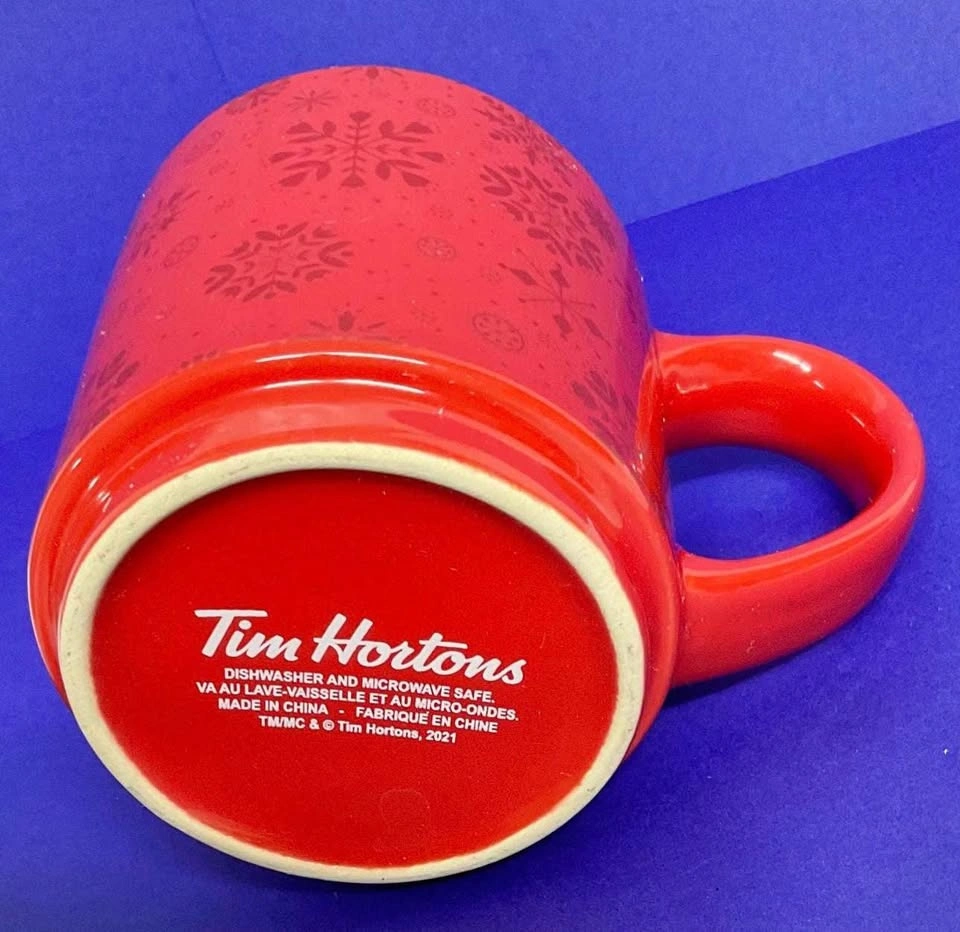 2021 Tim Hortons 12 oz Limited Edition Red Snowflake Mug - photo 4
