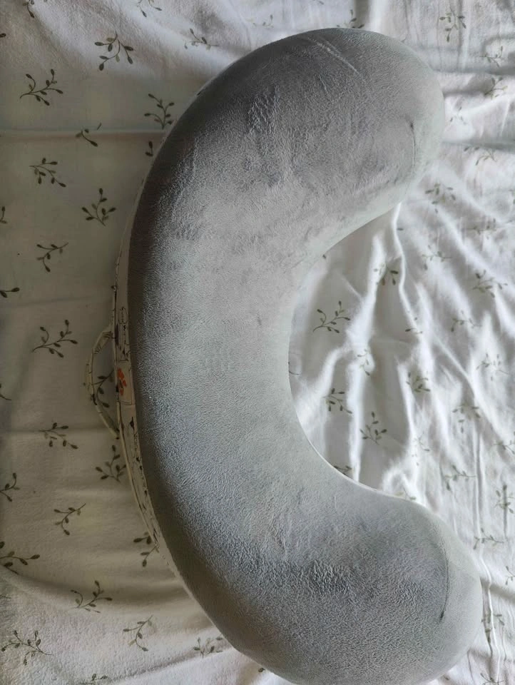 Breastfeeding pillow - photo 2