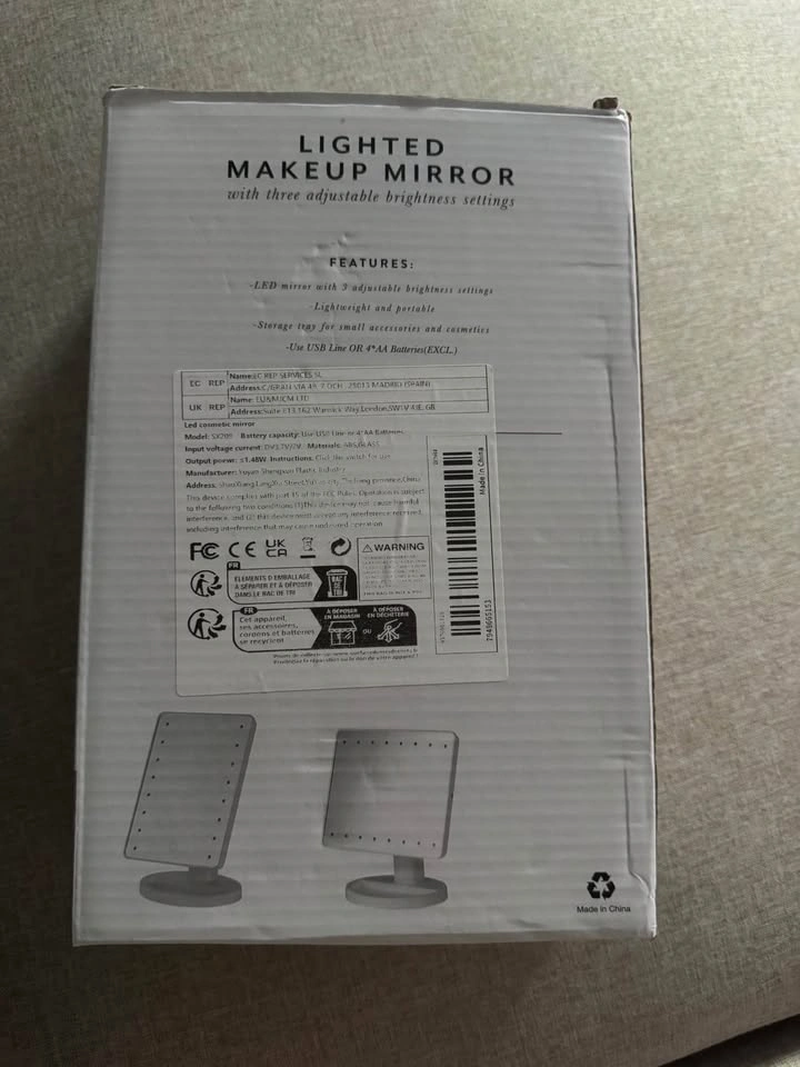 Lighted Makeup Mirror - photo 4