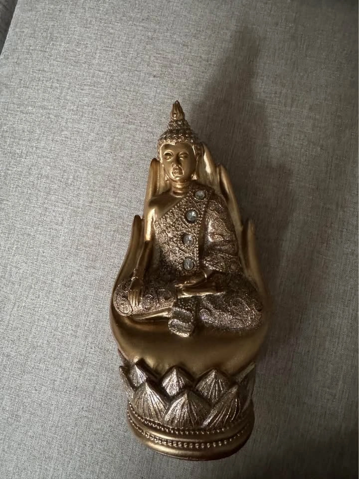 Golden Buddha Statue Decor - photo 2