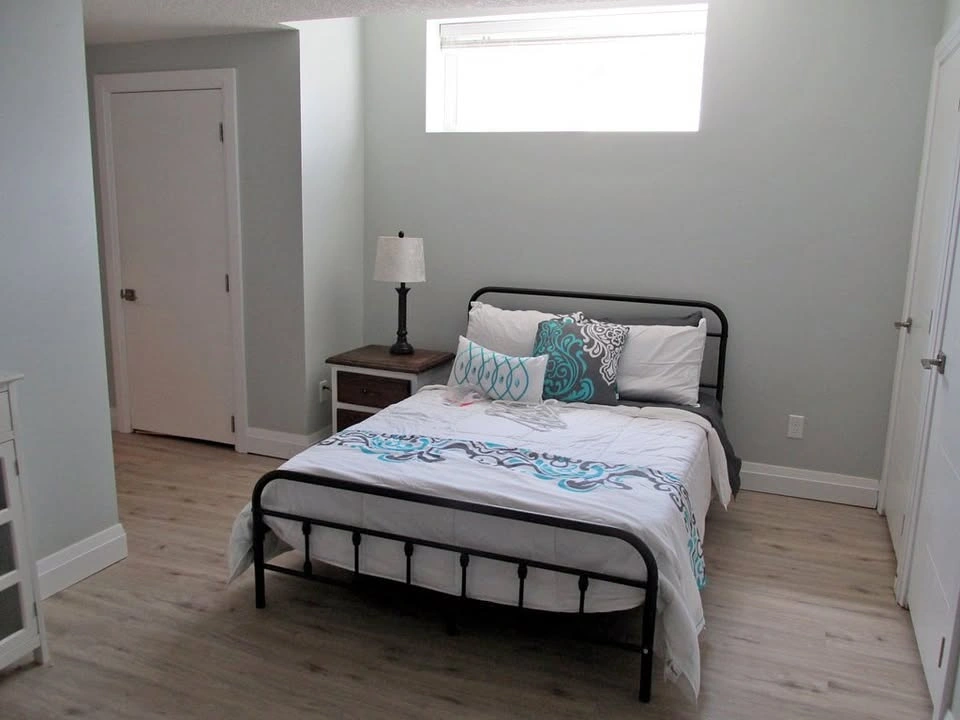 Private room for rent