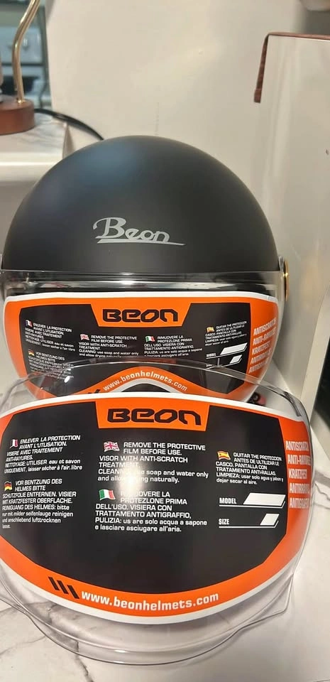 Beon Motorcycle Helmet