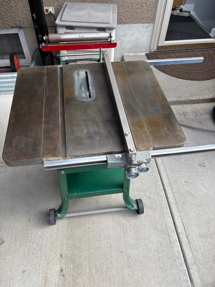 Delta Home Craft Table Saw with Cast Iron Top and stand - photo 2