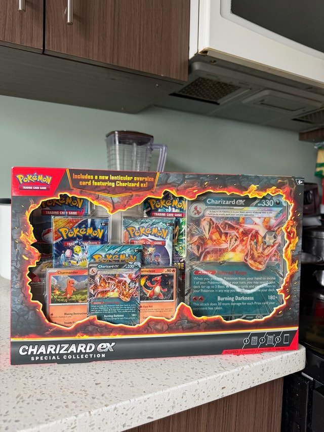 Charizard EX Special Collection Cards