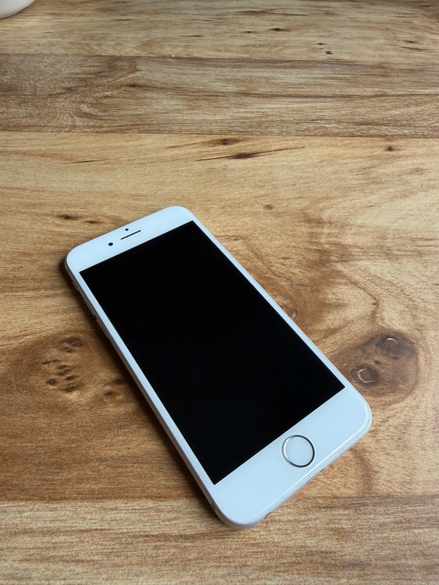 Iphone 6 (16 GB) Silver - photo 3