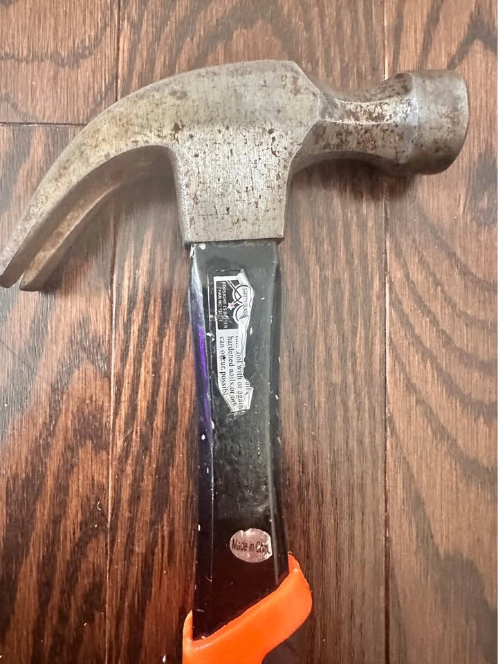 Black & Decker 16 oz Curved Claw Hammer - Fiberglass Handle - photo 2