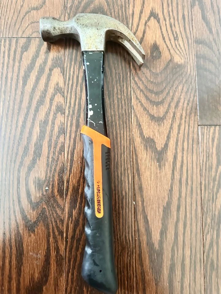 Black & Decker 16 oz Curved Claw Hammer - Fiberglass Handle - photo 4