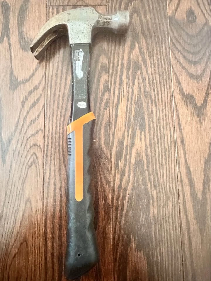 Black & Decker 16 oz Curved Claw Hammer - Fiberglass Handle - photo 5