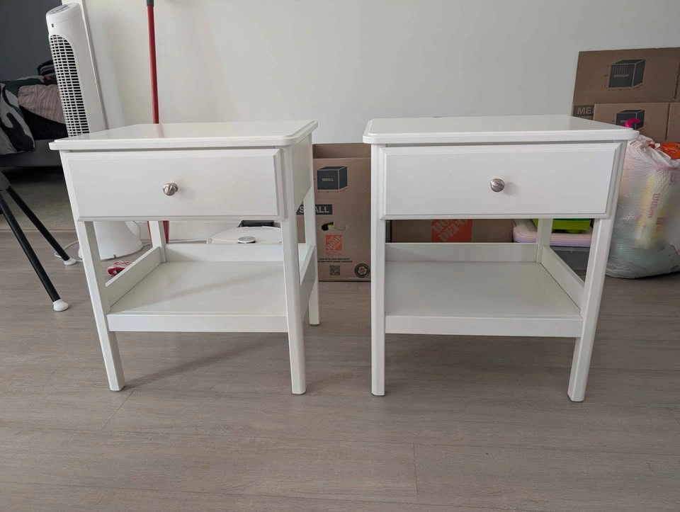 White Ikea nightstands / bedside tables - Set of 2 - photo 2