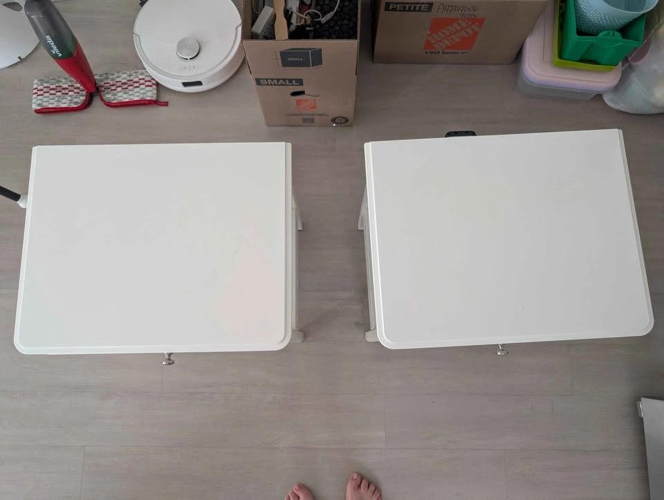White Ikea nightstands / bedside tables - Set of 2 - photo 3