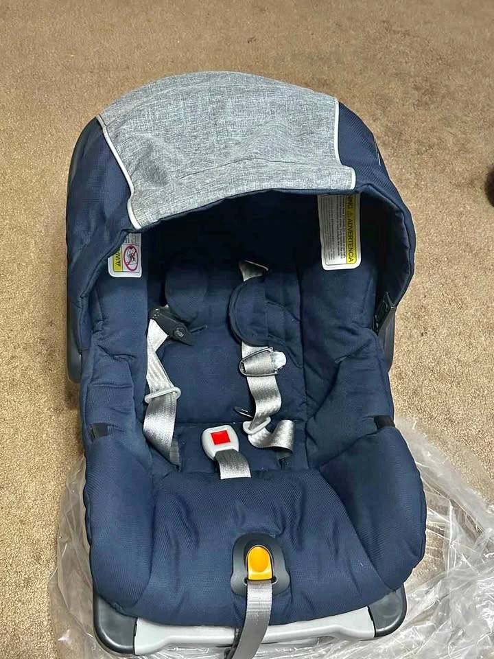 Chicco Car seat(infant to 2)