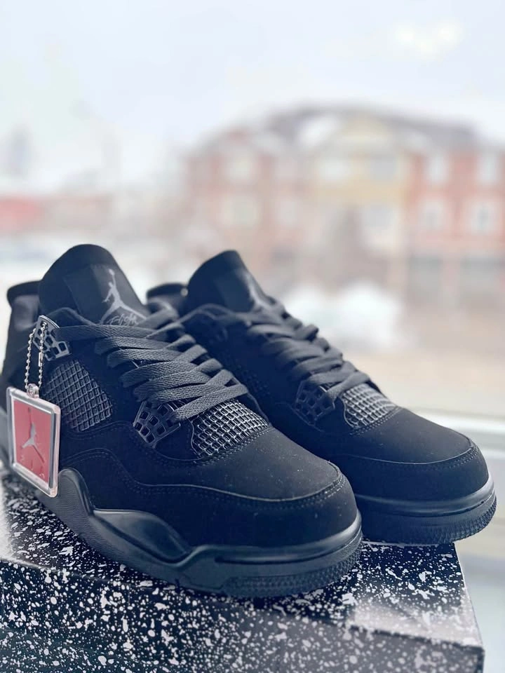 Jordan 4s Black Cats