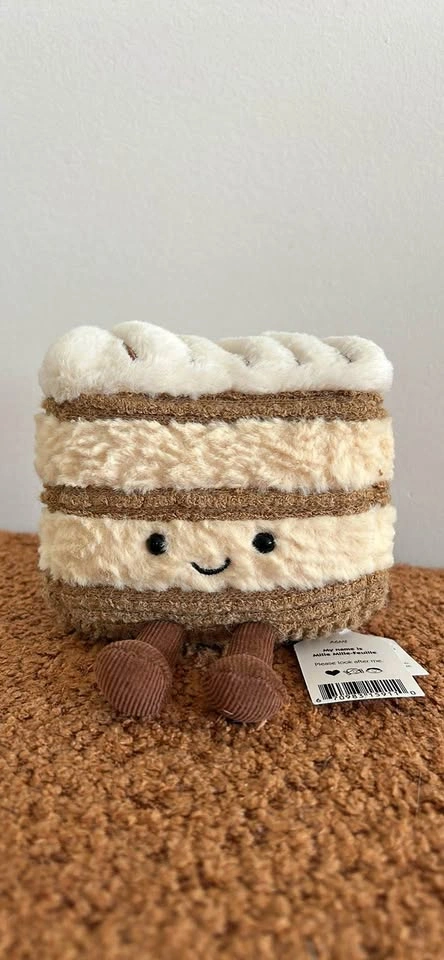 Jellycat Amuseables Milie Mille-Feuille