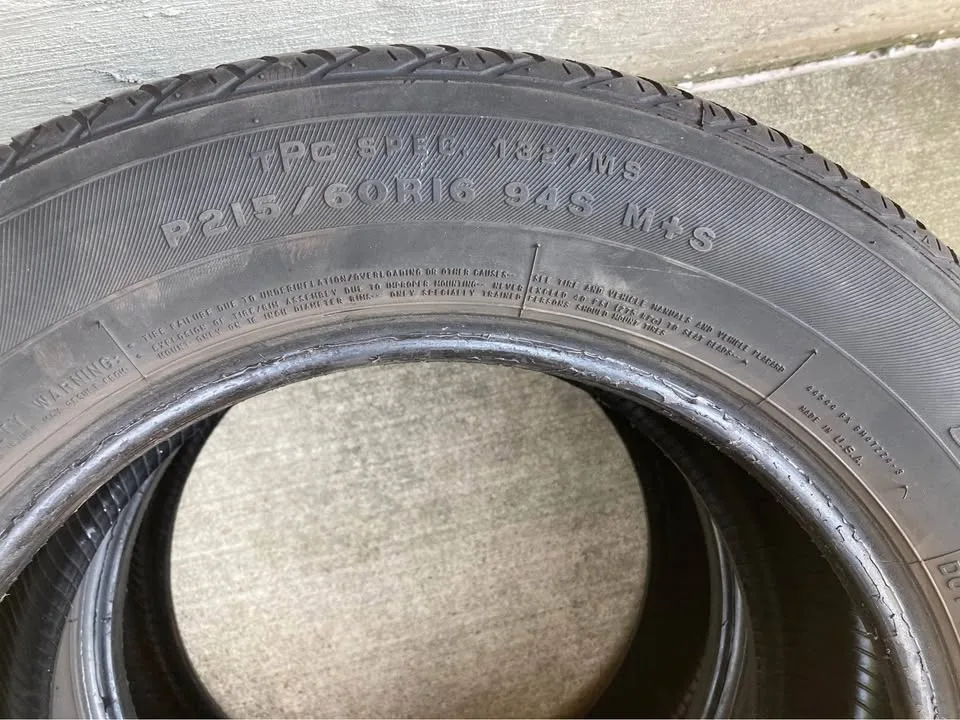 Firestone 215/60/16 - 2 tires image indicator(5)