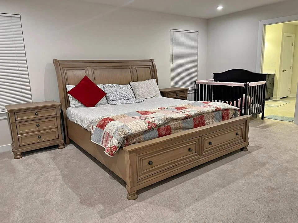 Alek Low Profile Storage Platform Bed (Eastern King)