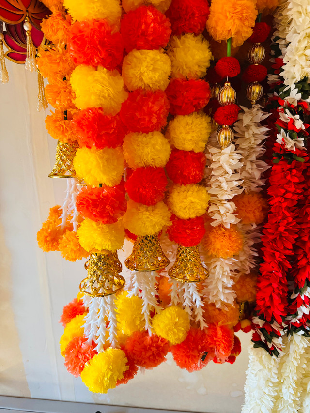 Marigold artificial garland festival / event Diwali decor - photo 2