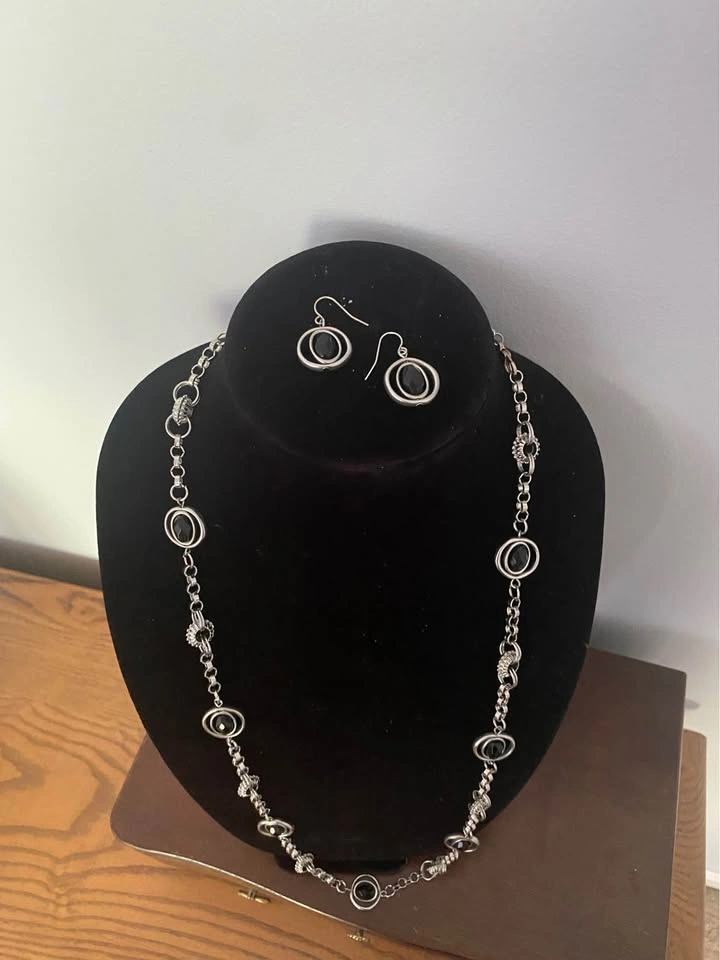 Chico's Silver and Black Necklace and Earring Set - photo 4