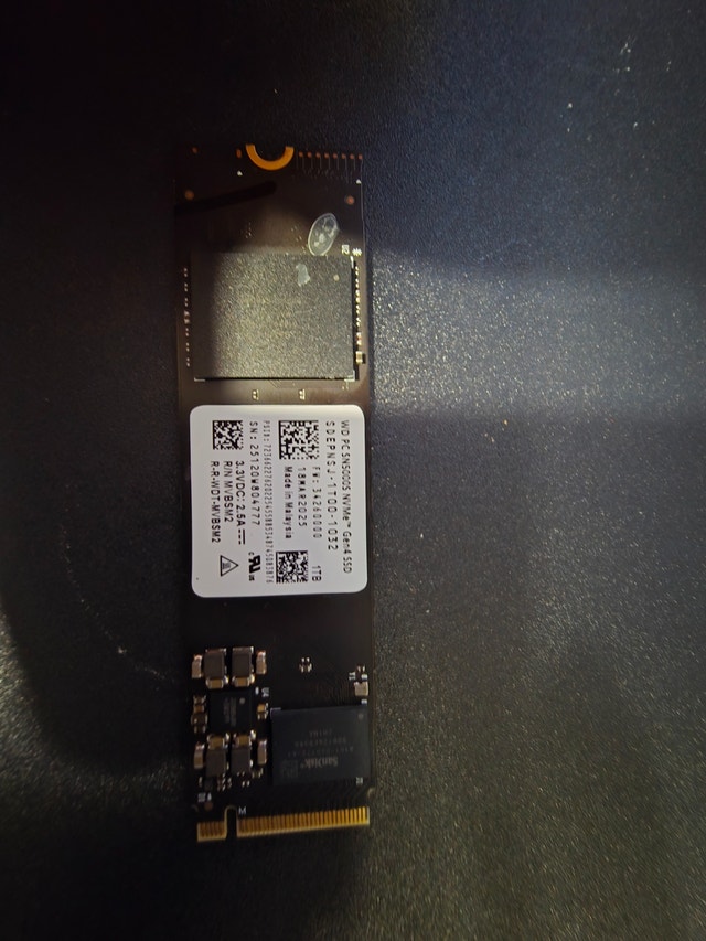 1TB NVMe Gen4 SSD - photo 2