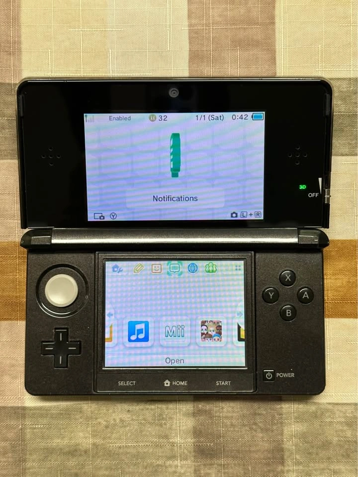 Cosmo Black 3DS - photo 2