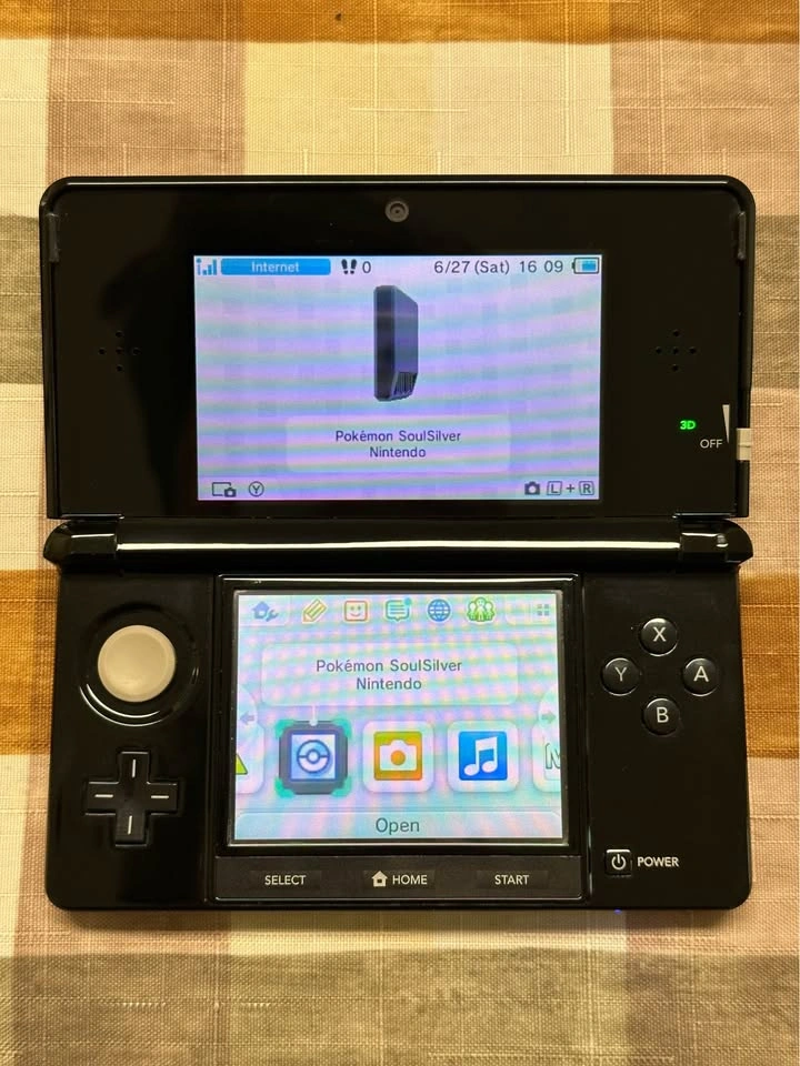 Clear Black 3DS - 64GB - Exclusive Colour - photo 2