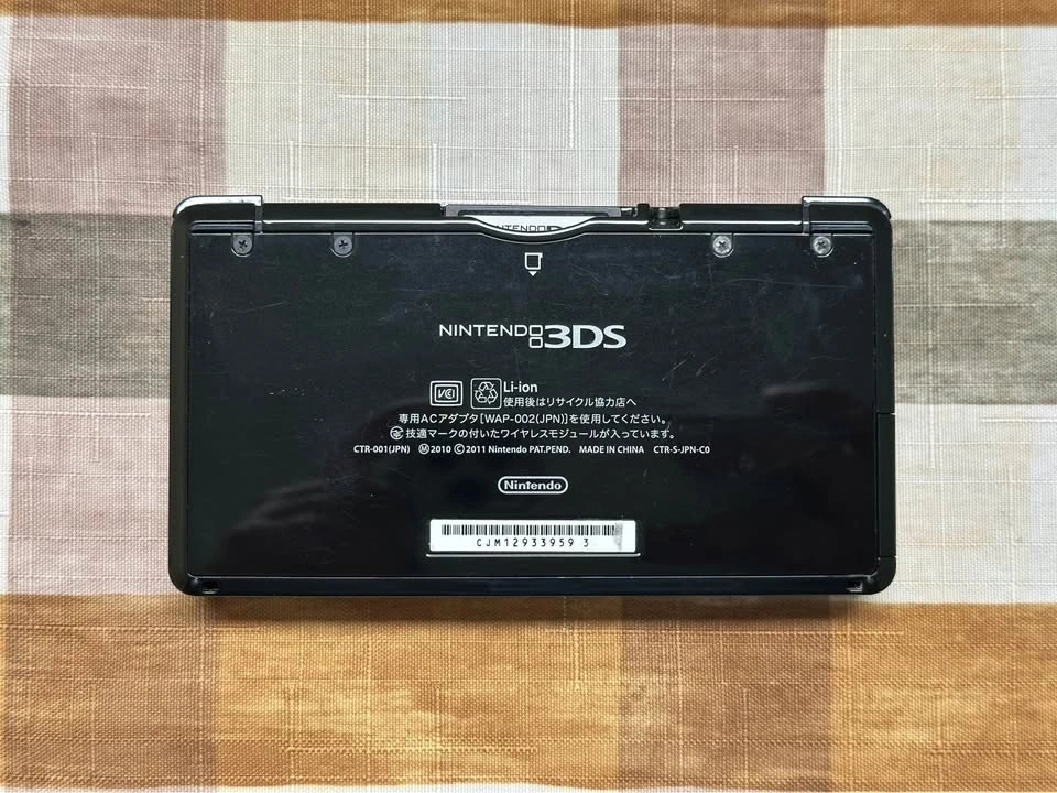 Clear Black 3DS - 64GB - Exclusive Colour - photo 4