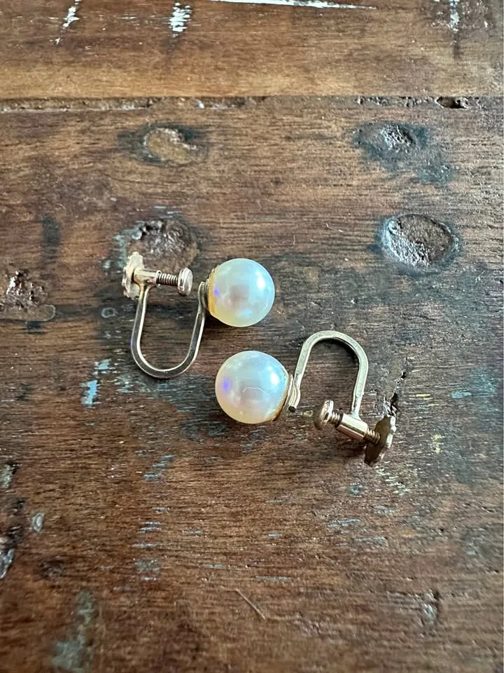 Vintage pearl earrings 9k gold thumbnail