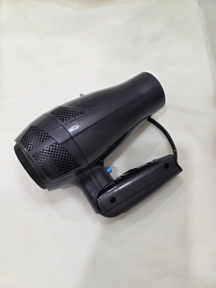 Conair Double Ceramic Compact Hairdryer - photo 3