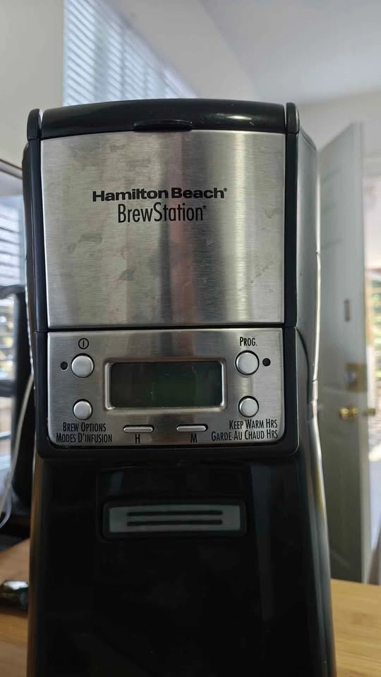 Hamilton Beach BrewStation Coffee Maker - photo 3