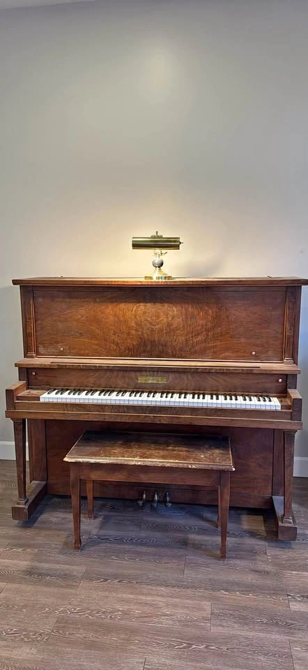 Free antique piano