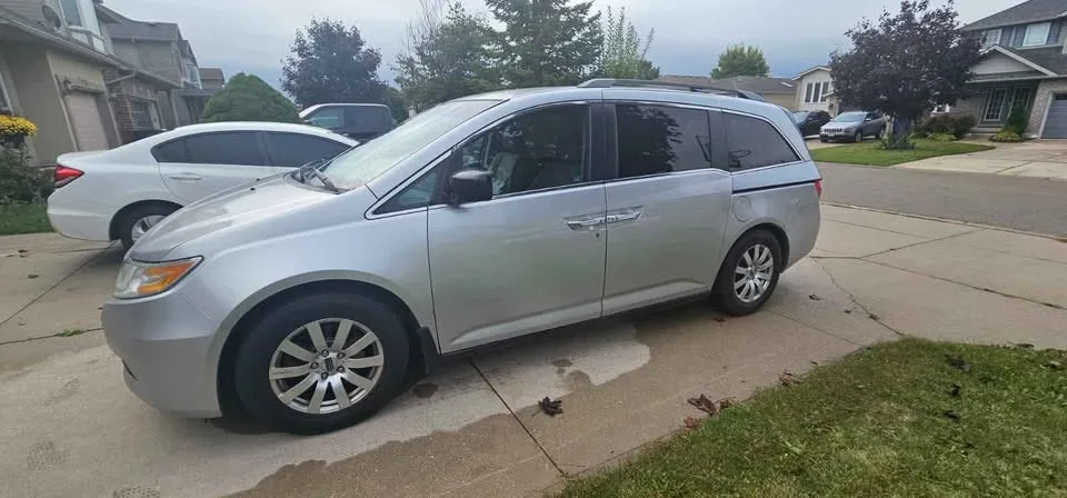 2011 Honda Odyssey image indicator(5)