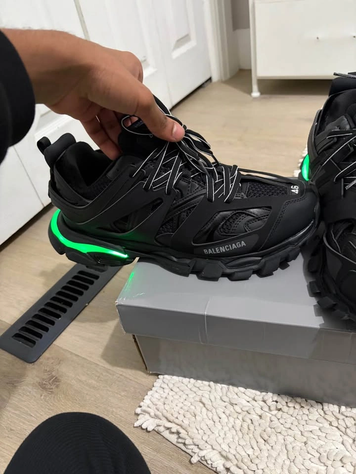 Balenciaga tracks led size 46 - photo 2