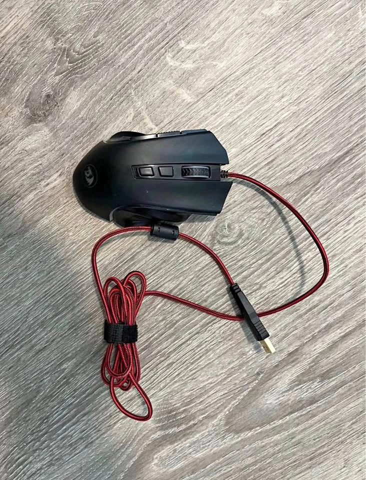 Redragon Gaming Keyboard and Mouse with Sabrent USB Hub Bundle