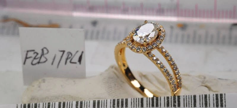 Oval Cut Moissanite Engagement Ring/14K Yellow Gold/Size 5.5 - photo 2