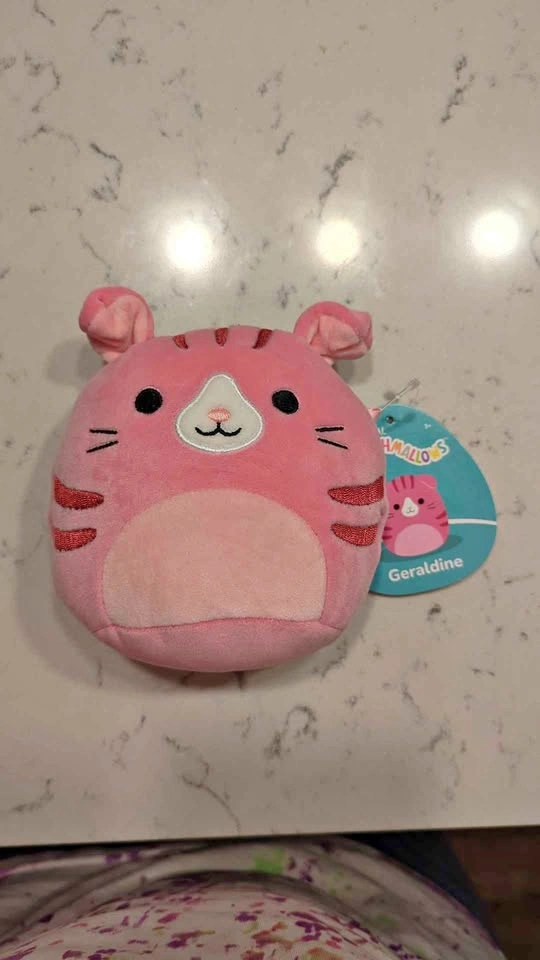 6" Squishmallow Geraldine