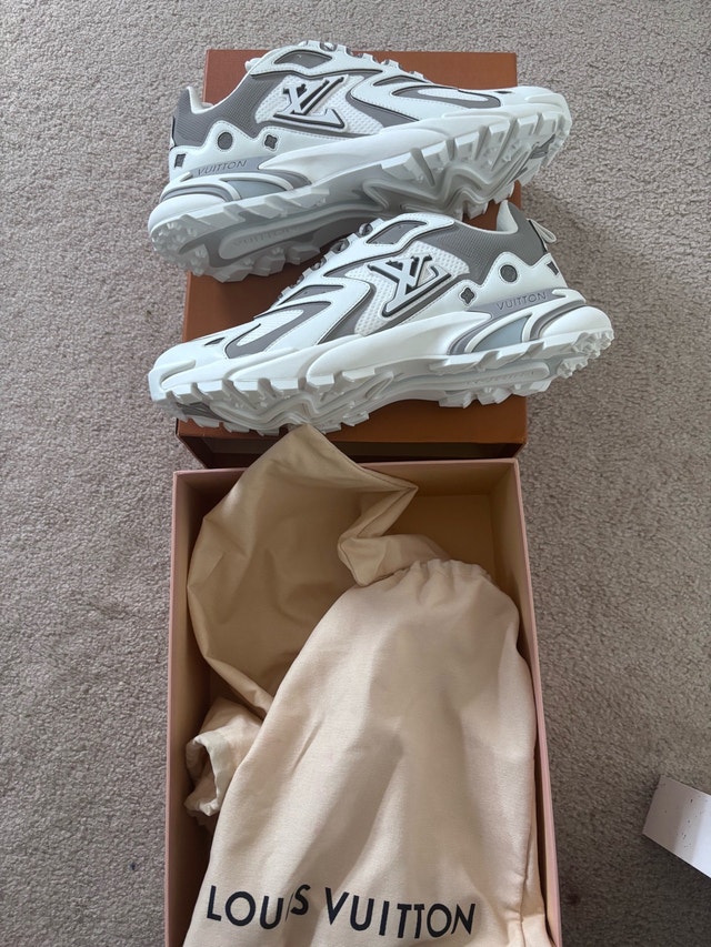 Louis Vuitton shoes sneakers - photo 2