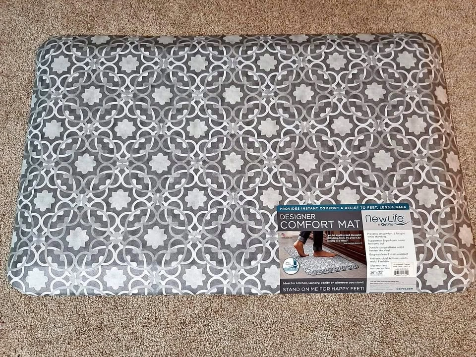 NEW! HQ Gelpro Newlife Verona 20" x 32" Comfort Mat (Have 2)