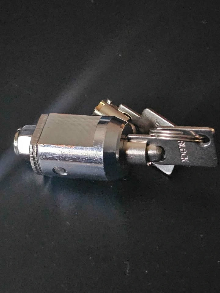 High Security Tubular Cam Cylinder Storage Lock with Keys - photo 2