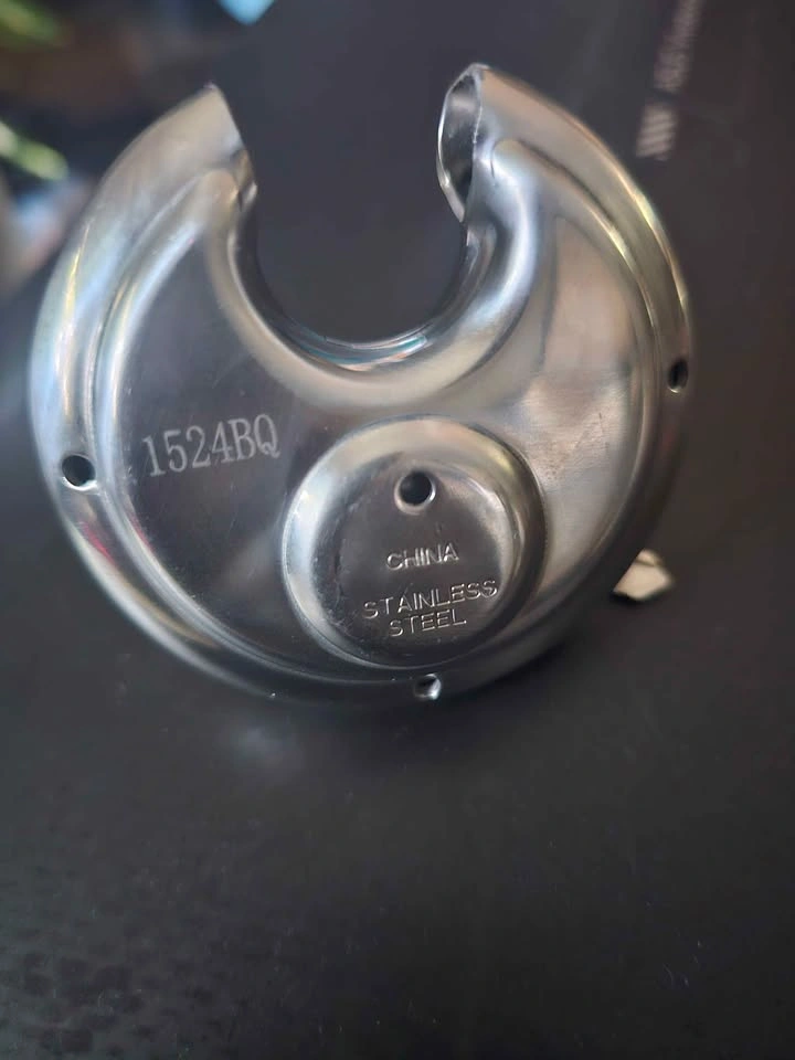 U-Haul Disc Padlock With Keys-Storage Or Truck Lock - photo 2