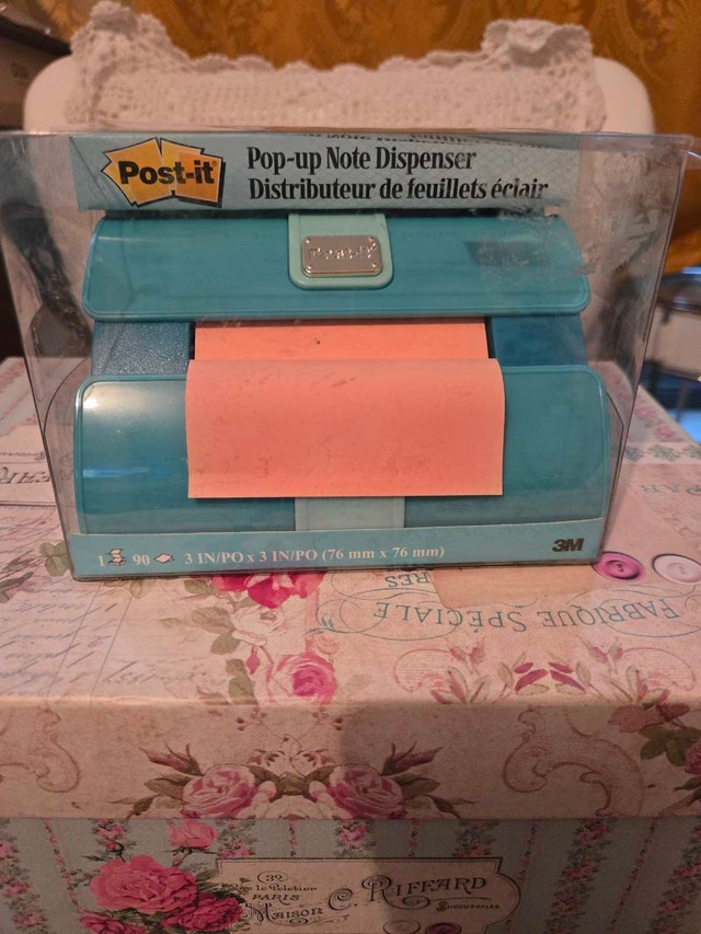 Post-it Pop-up Note Dispenser