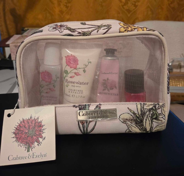Crabtree & Evelyn Rosewater Gift Set