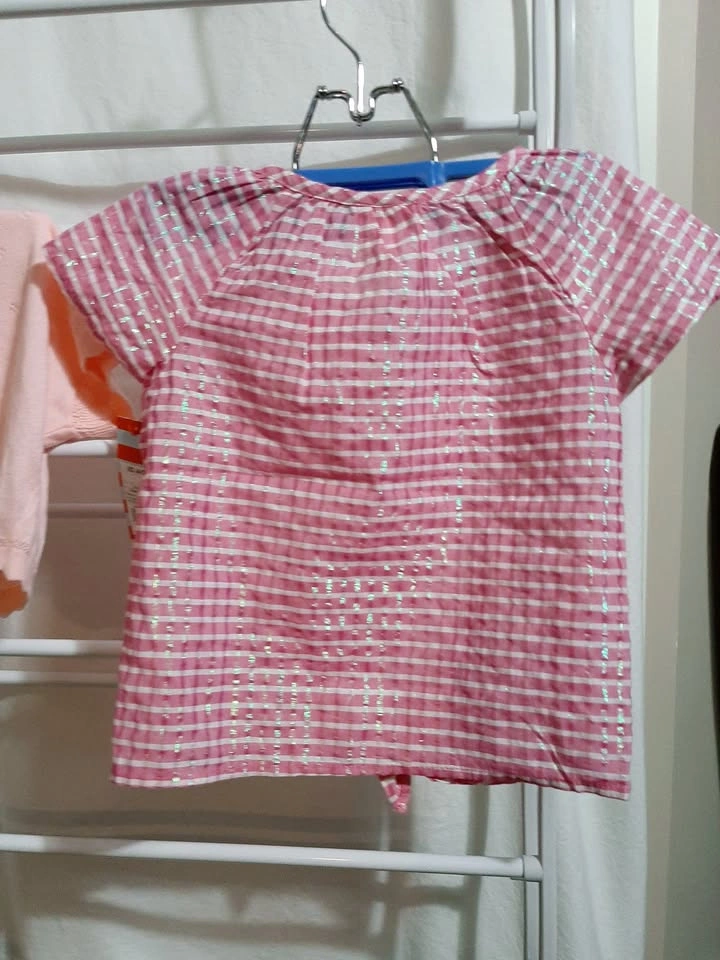 NEW! Cat & Jack Girls Button Front Lightweight Top (4/5) - photo 2