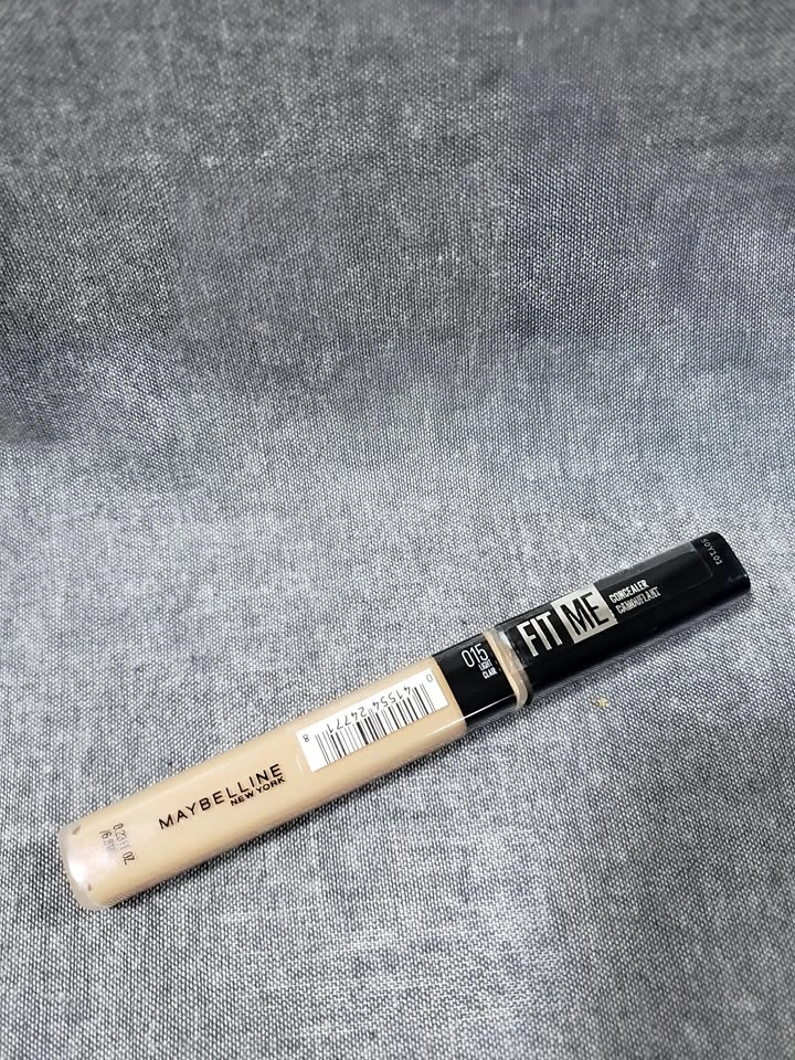 NEW! Maybelline Fit Me Concealer in Light 6.8ml
