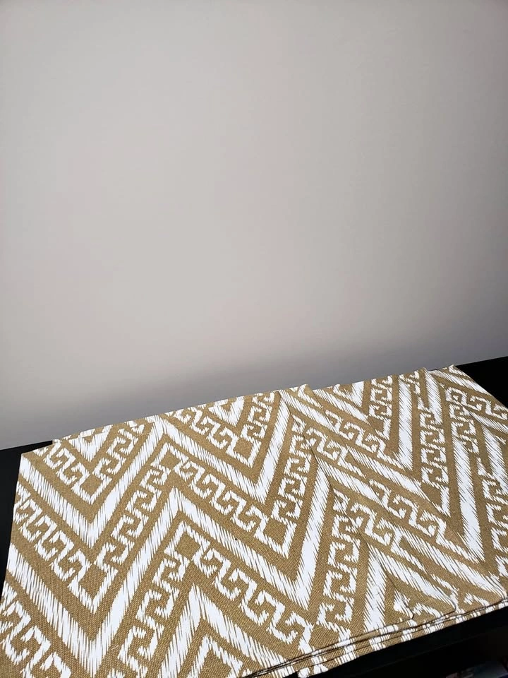 NEW! 6 Chevron Square Washable Fabric Placemats - photo 2