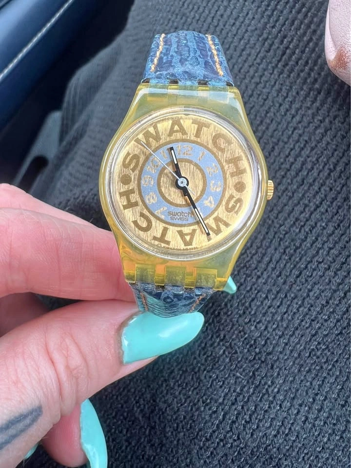 Vintage Womens 1992 Swatch Watch