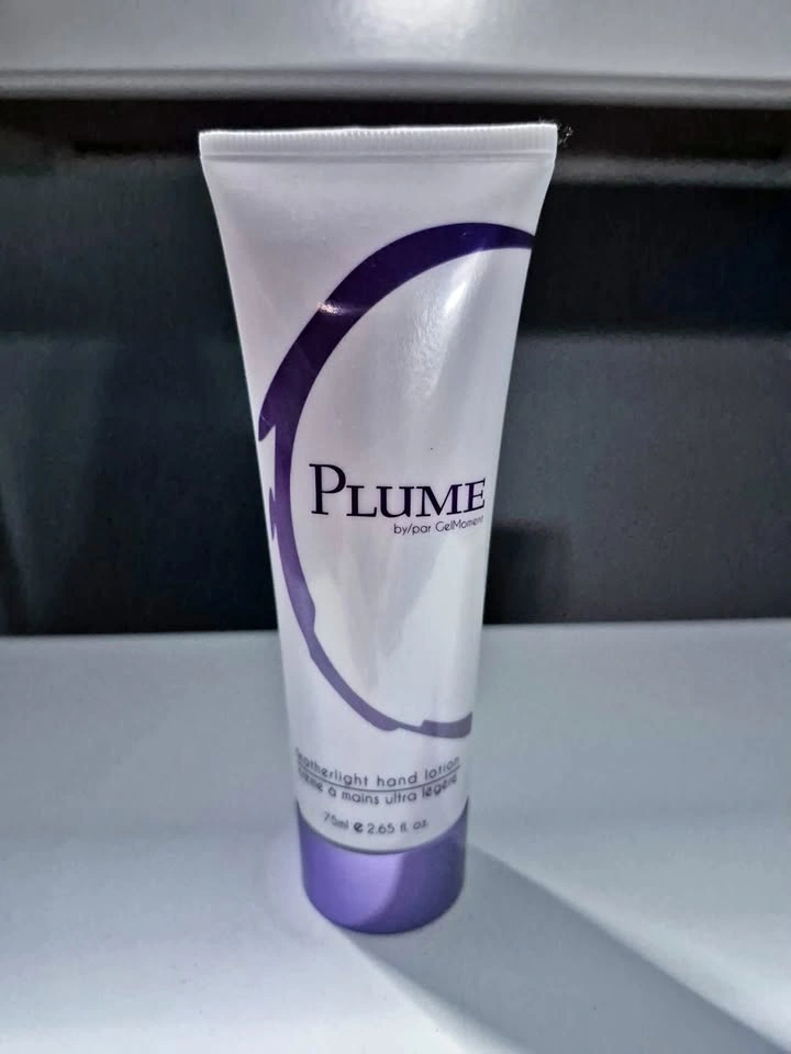 BRAND NEW! GelMoment Plume Featherlight Hand Cream 75 ml
